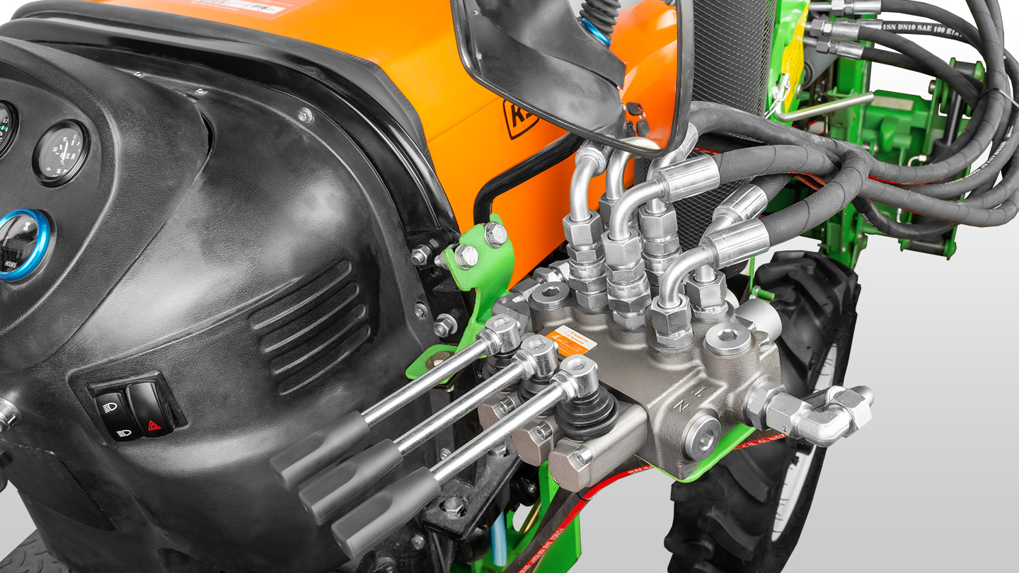 Фронтальный погрузчик Kerland | Керланд PRO Т-244/254-500 (челюстной) 0