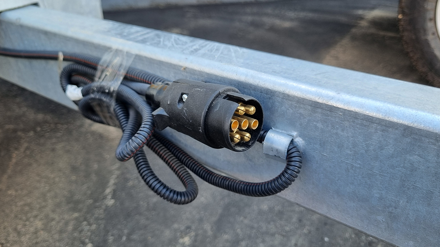 Прицеп Flagman | Флагман C/ПТТ/Р — 1,5 с ПСМ к трактору (самосвальный/рессорный) 1